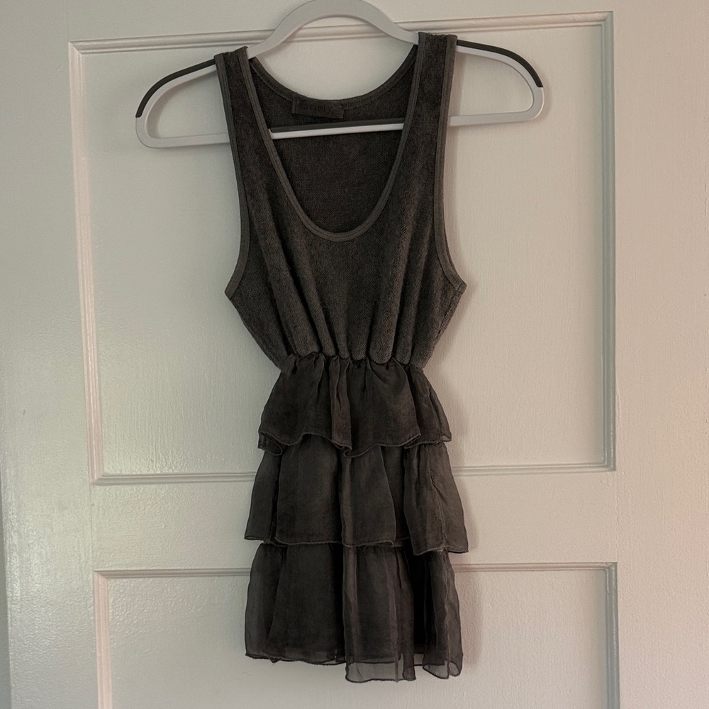 Sleeveless Tiered Ruffle Too in Charcoal